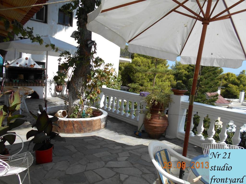 Mina Apartments Poros Town Oda fotoğraf