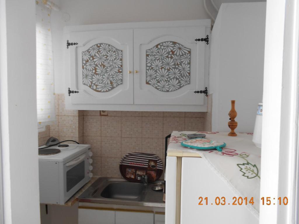 Mina Apartments Poros Town Oda fotoğraf