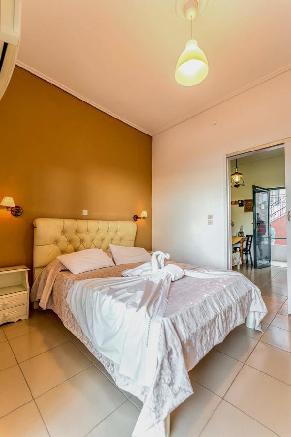 Mina Apartments Poros Town Dış mekan fotoğraf